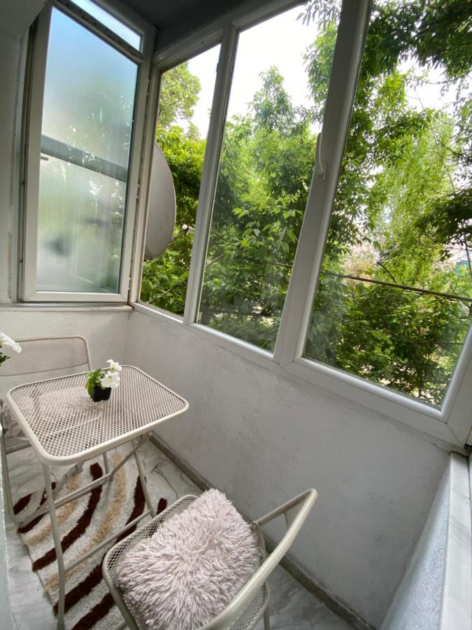 Hotspot Apartments - City Center Prishtine Bagian luar foto