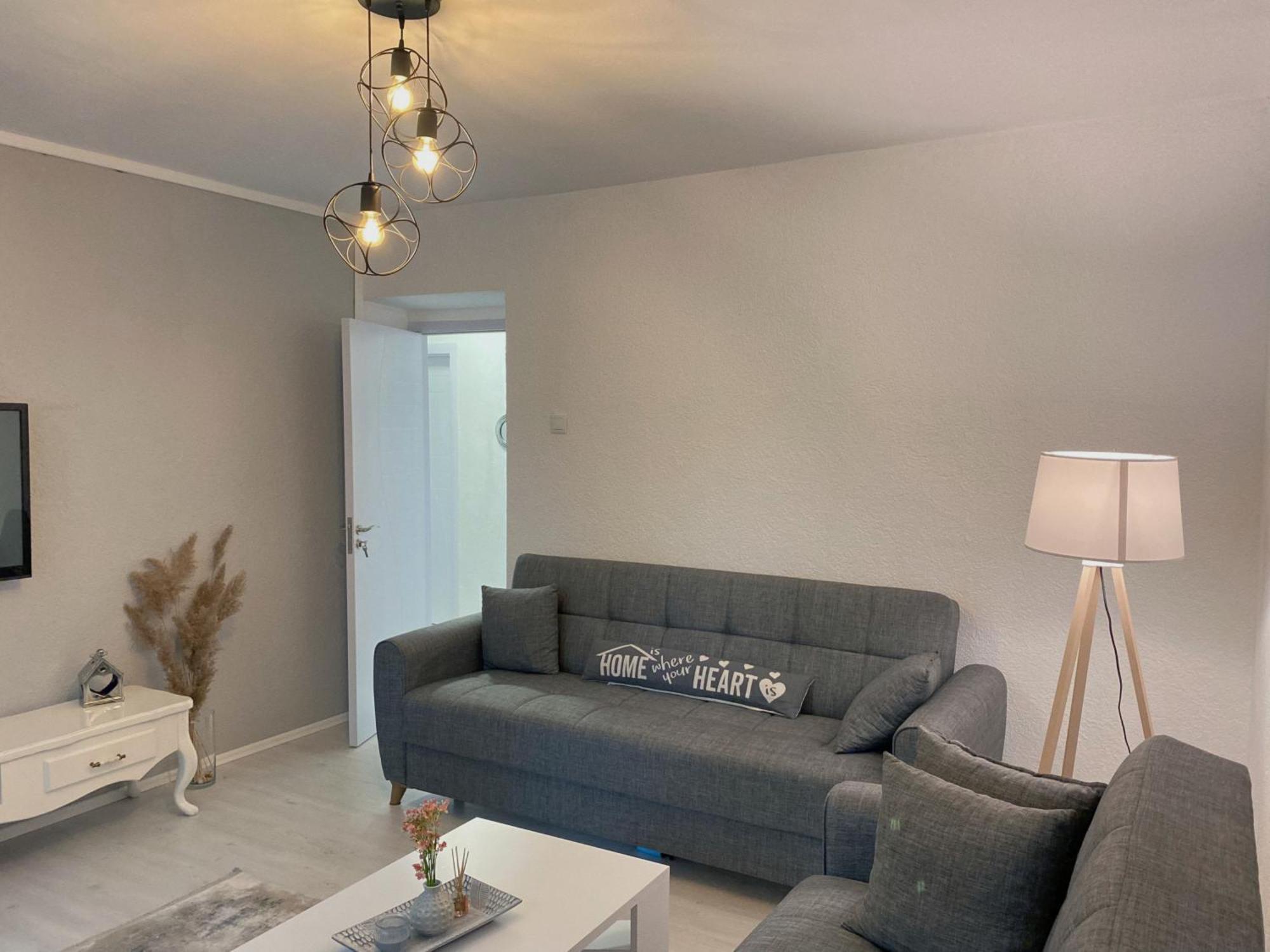Hotspot Apartments - City Center Prishtine Bagian luar foto