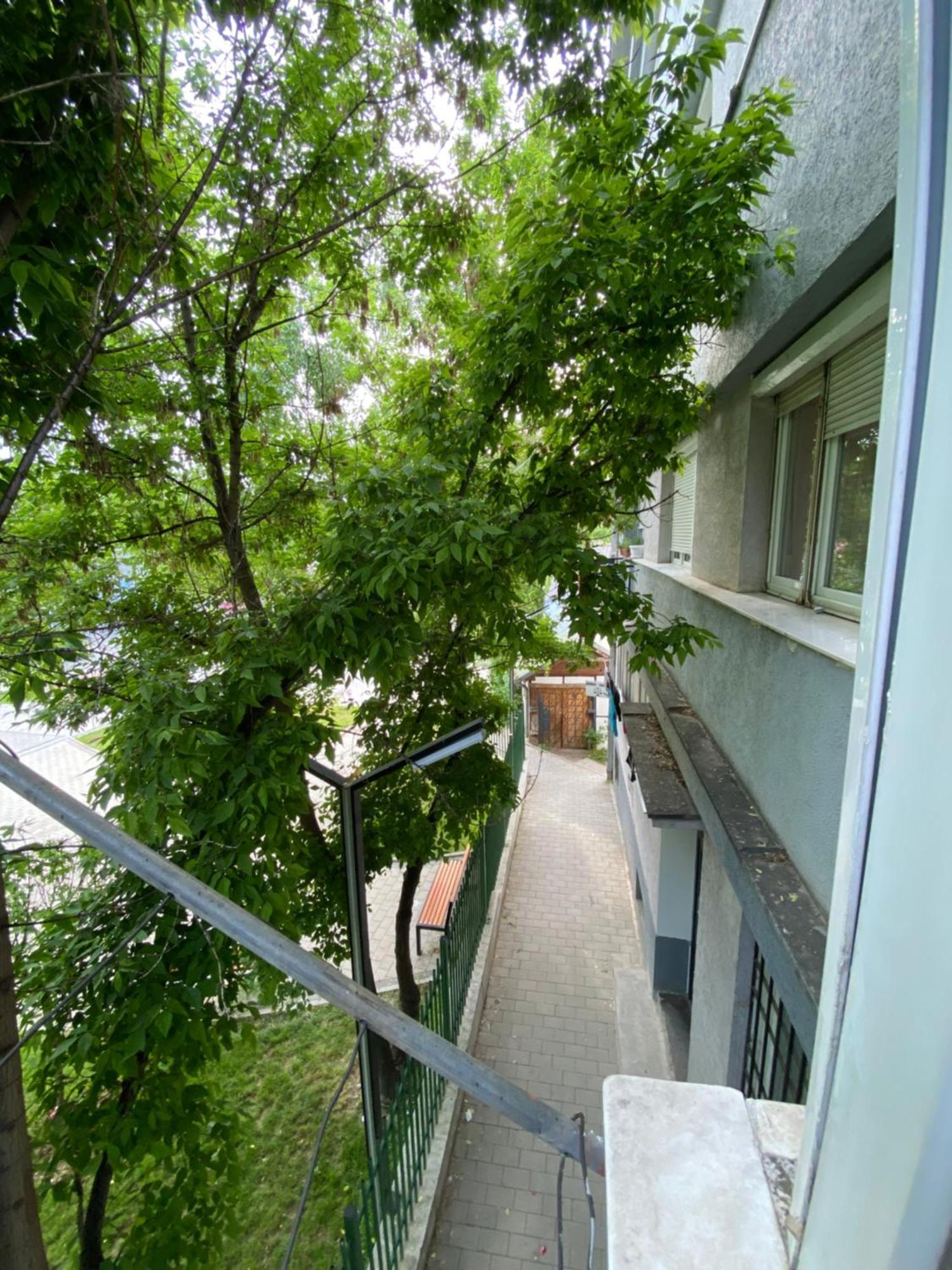 Hotspot Apartments - City Center Prishtine Bagian luar foto