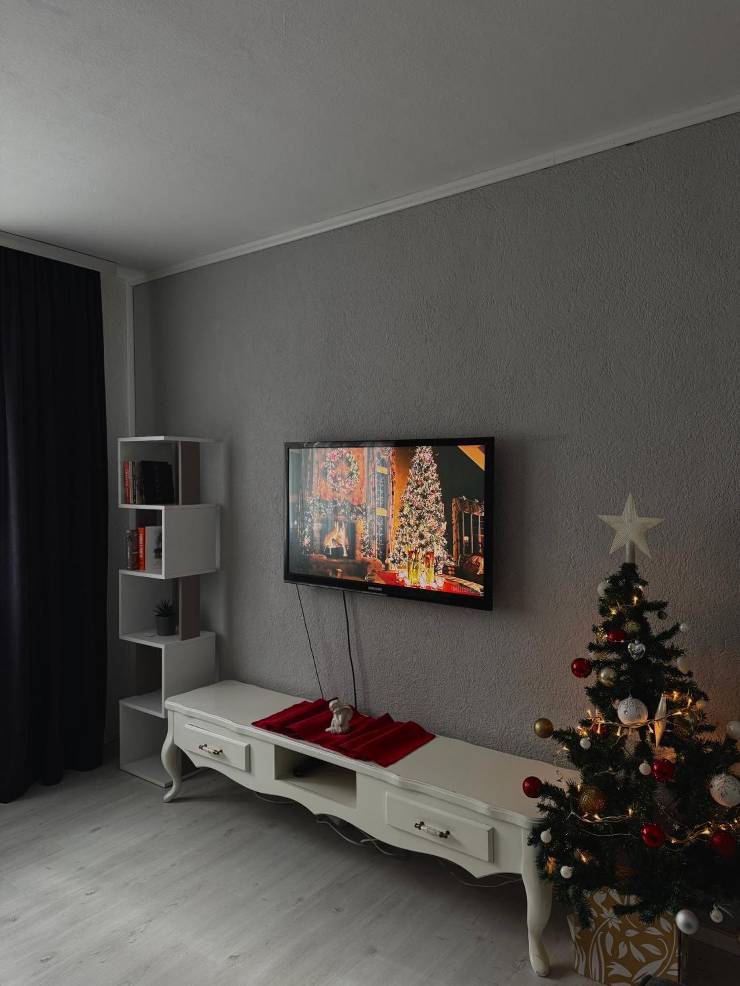 Hotspot Apartments - City Center Prishtine Bagian luar foto